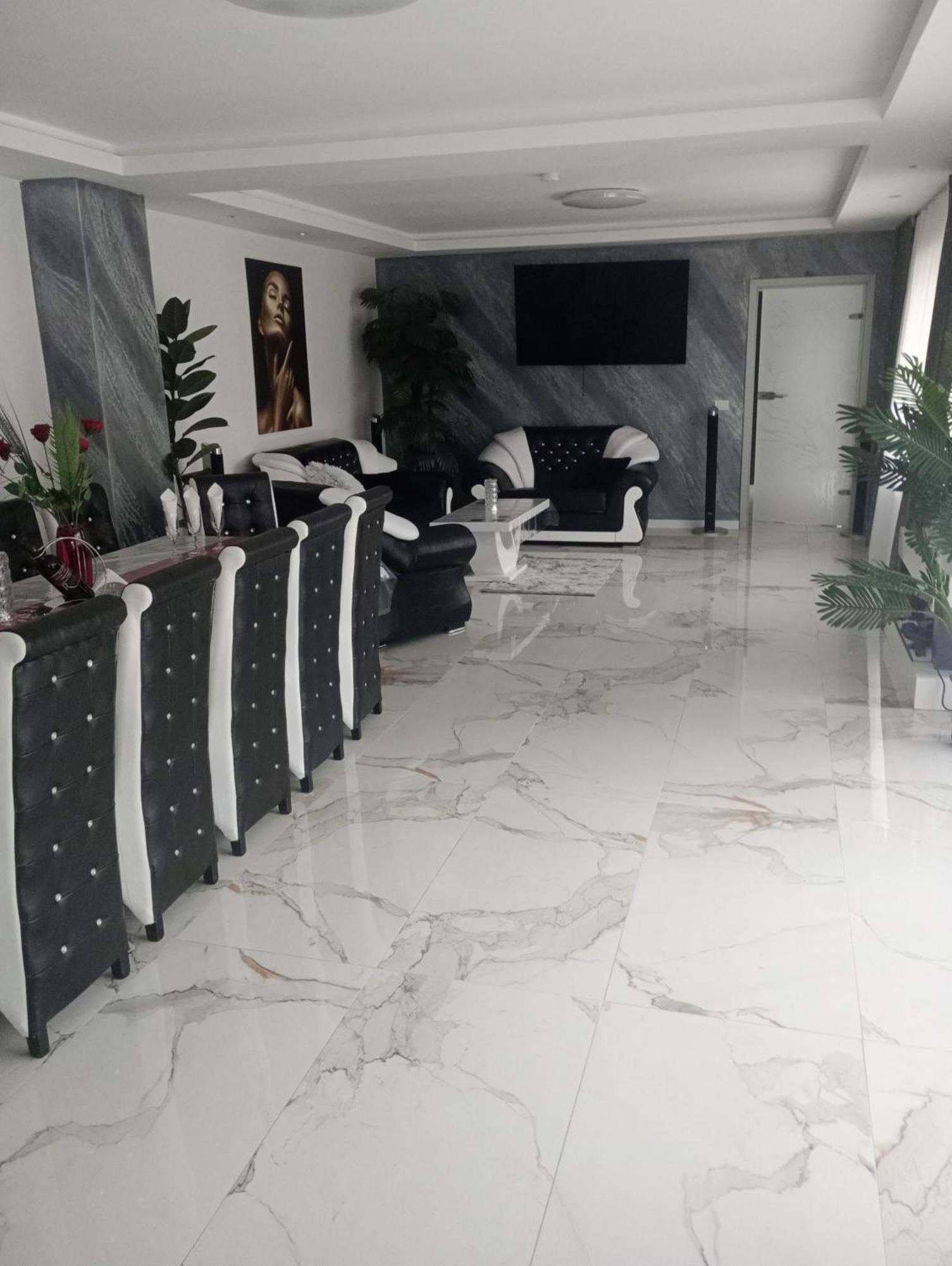 Izabella Guest House Săcele Zewnętrze zdjęcie